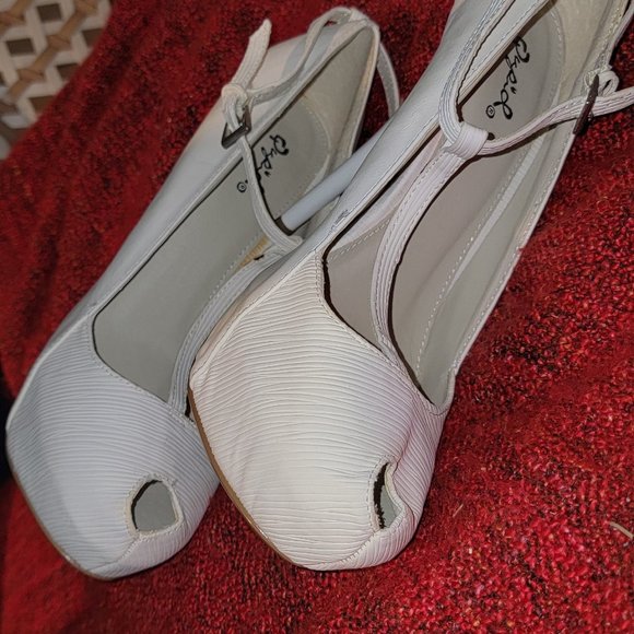 Qupid Mary Jane Peep Toe Heel - Picture 15 of 16